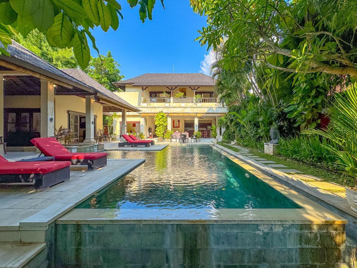 Villa Bugis Abimanyu Seminyak Εξωτερικό φωτογραφία