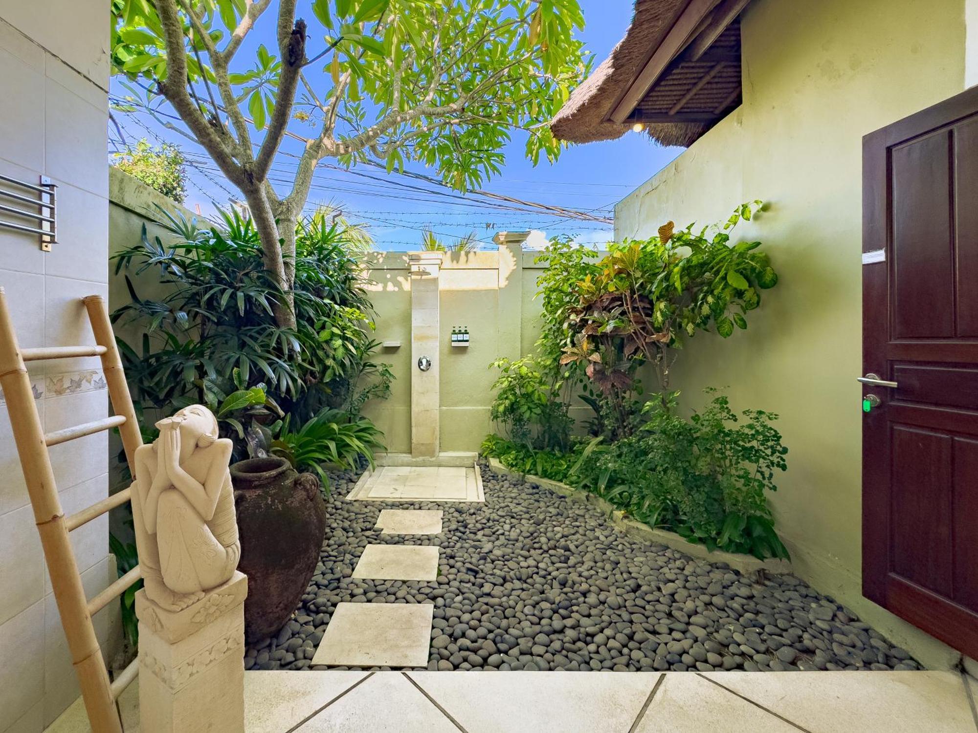Villa Bugis Abimanyu Seminyak Δωμάτιο φωτογραφία