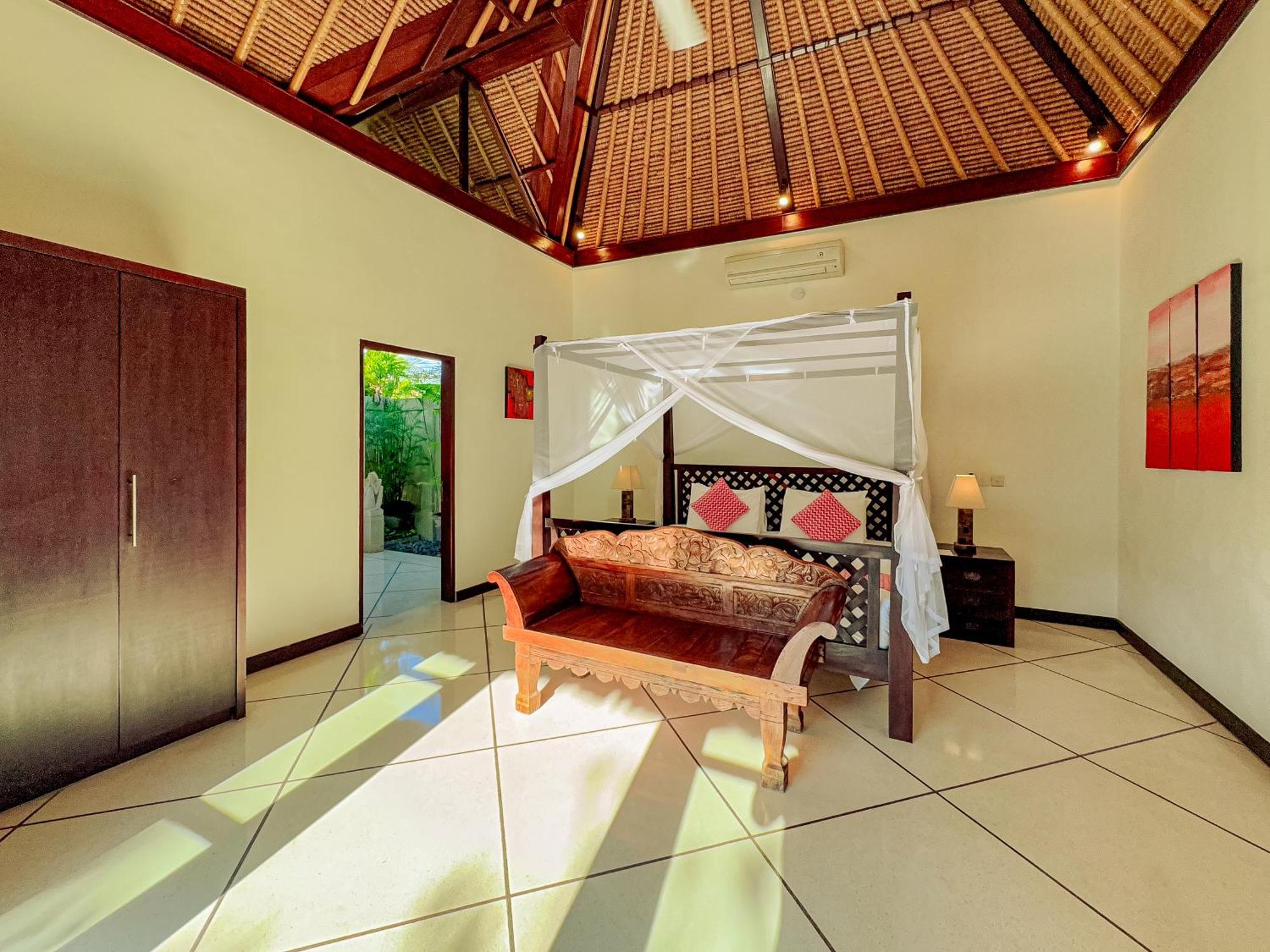 Villa Bugis Abimanyu Seminyak Δωμάτιο φωτογραφία